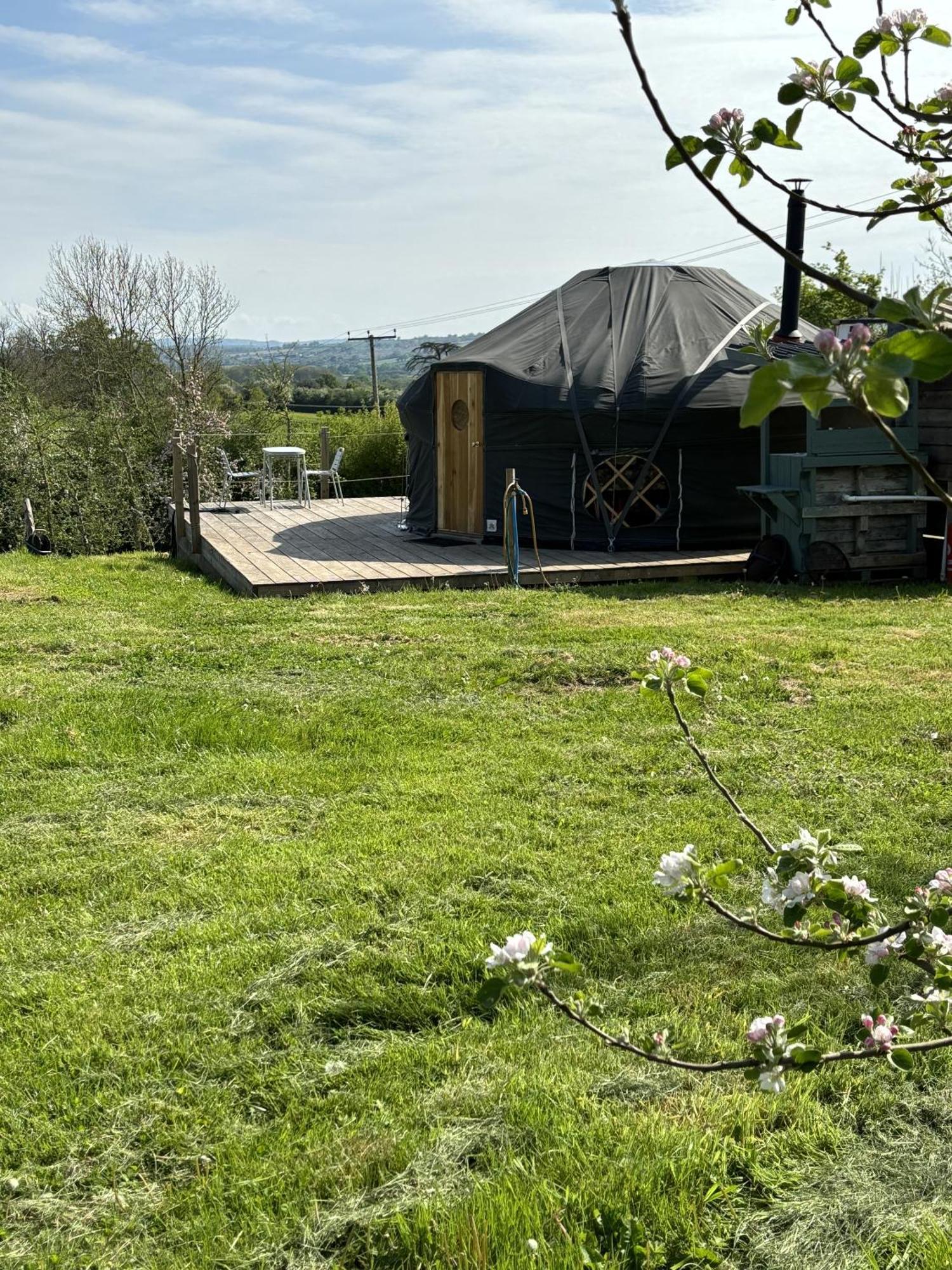 莱德伯里Dragon Orchard Retreat别墅 客房 照片